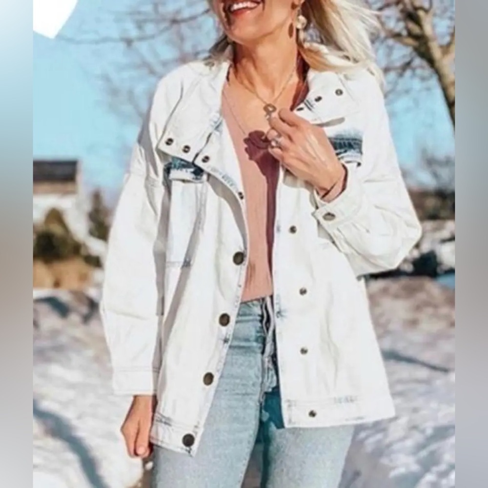 Cabi oversized jean jacket. Bleach washed denim jacket size small ‘Drew’ Style